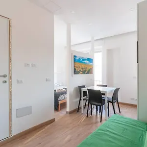 cimiano-suite-22-new-apartment.italymilanhotels.net/